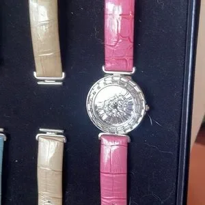 Victoria Wieck | Accessories | Victoria Wieck Beverly Hills  display picture 1
